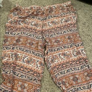 Patterned cropped pants